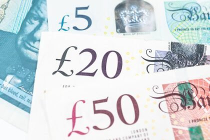 GBP/USD Mark Diagnosis: Bearish harami confirmed as Pound slumps below 1.2700