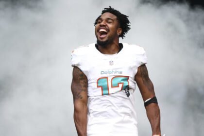 Jaylen Trail, Dolphins Conform to Original Contract; Rumored to Be $84.75M over 3 Years