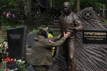 Supporters pay respects to Wagner’s Prigozhin at unveiled memorial statue